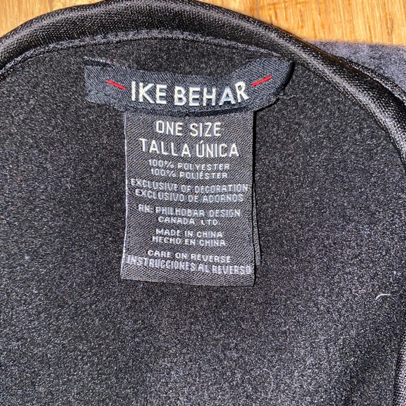 Ike Behar Reversible Open Poncho Shawl - Picture 6 of 7